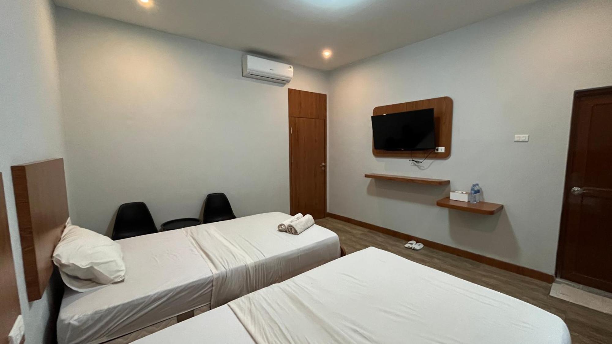 Hotel Reddoorz Premium At Jalan Diponegoro Lampung Bandar Lampung Exteriér fotografie